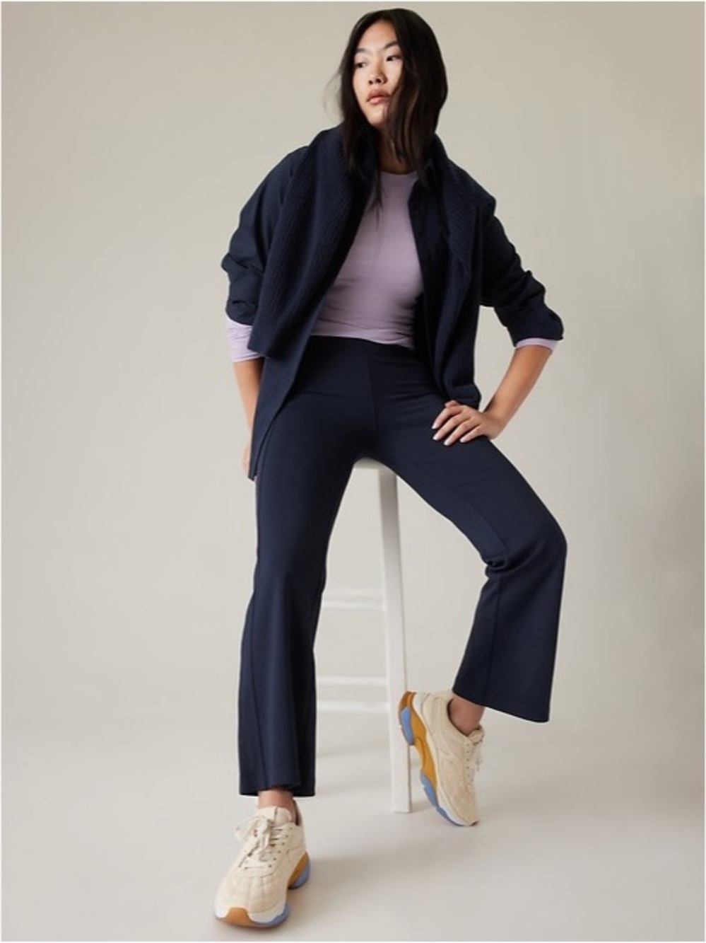 NWT Athleta Delancey Skyline Ankle Flare Pant M Black Stretch Tailored